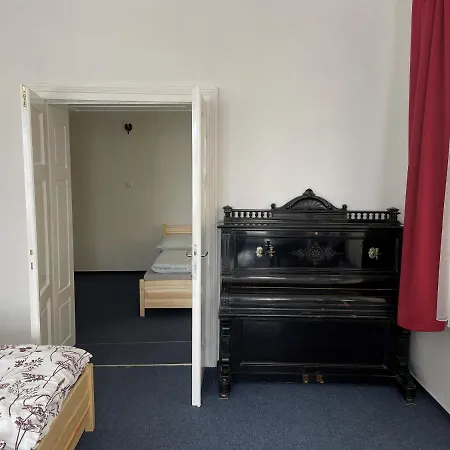 207 Deluxe Apartment