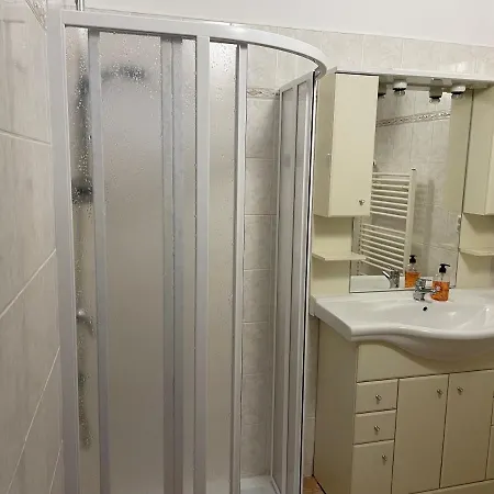 207 Deluxe Apartment Netolice